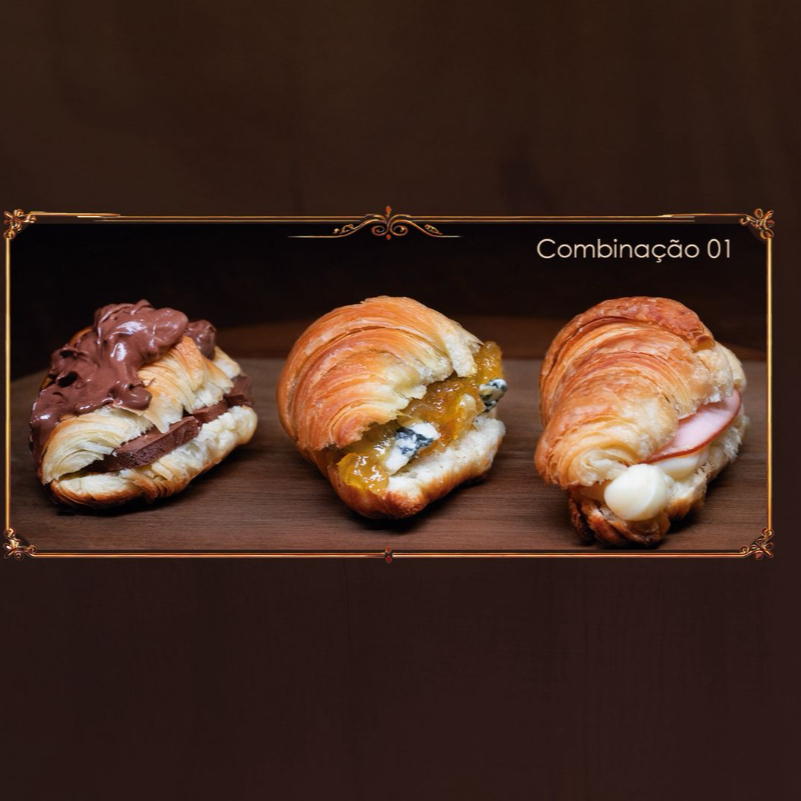 3 unidades de minis croissants recheados com chocolate ao leite, gorgonzola com geleia de laranja, peru com catupiry
