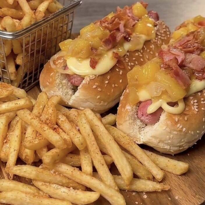 Hot Dog Hawaiano Con Papas