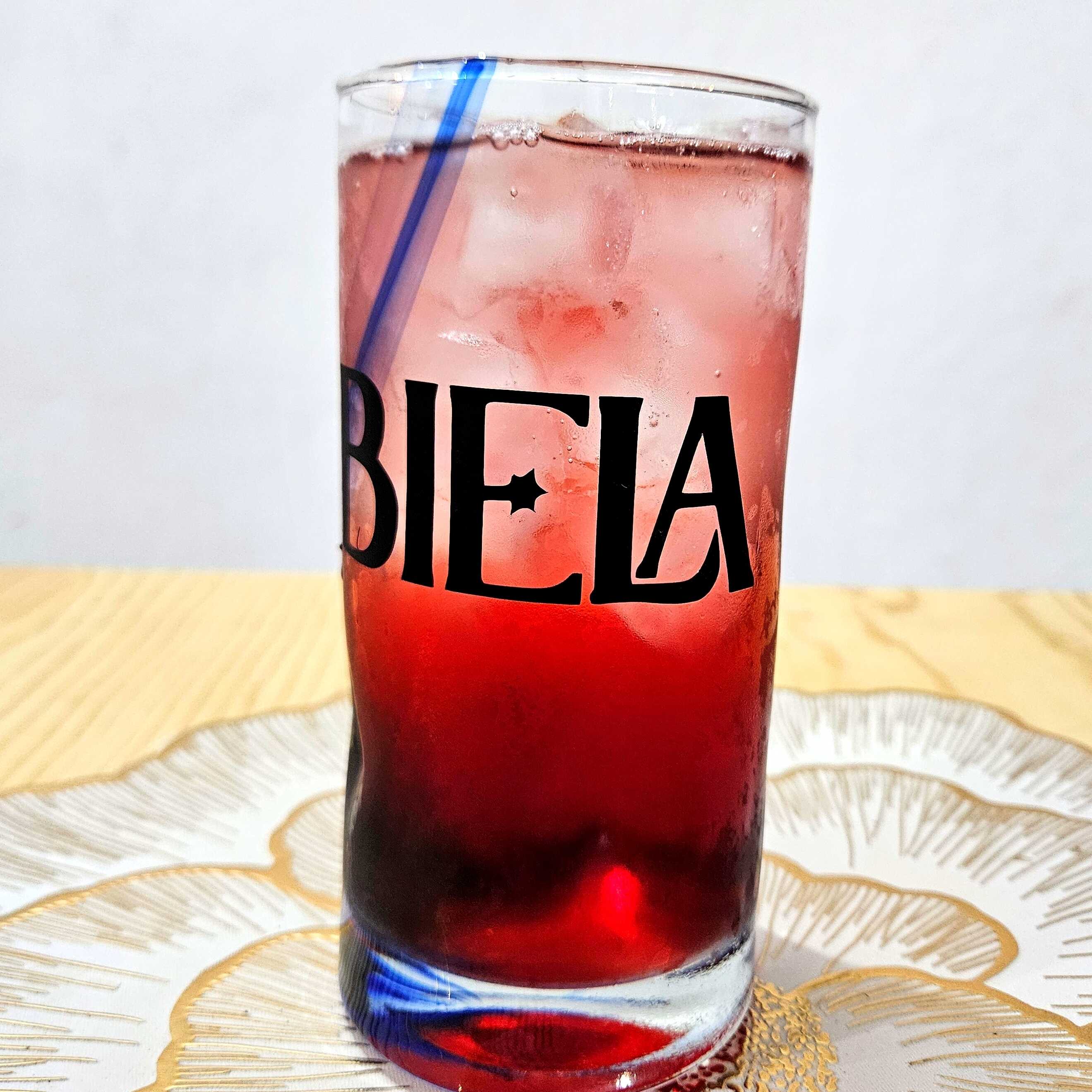 Beereschorle (jugo de arándano mineralizado)