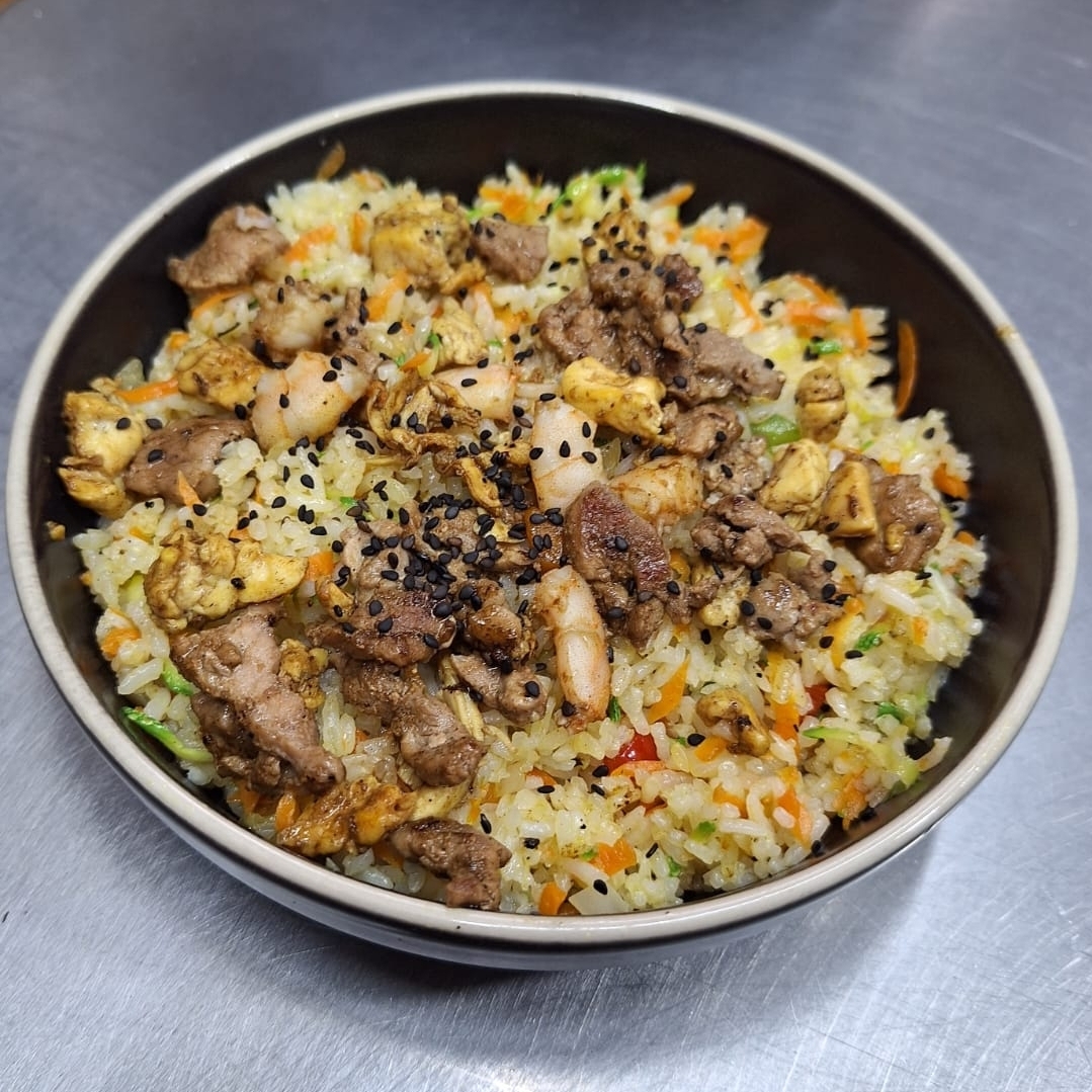 Yakimeshi Pollo