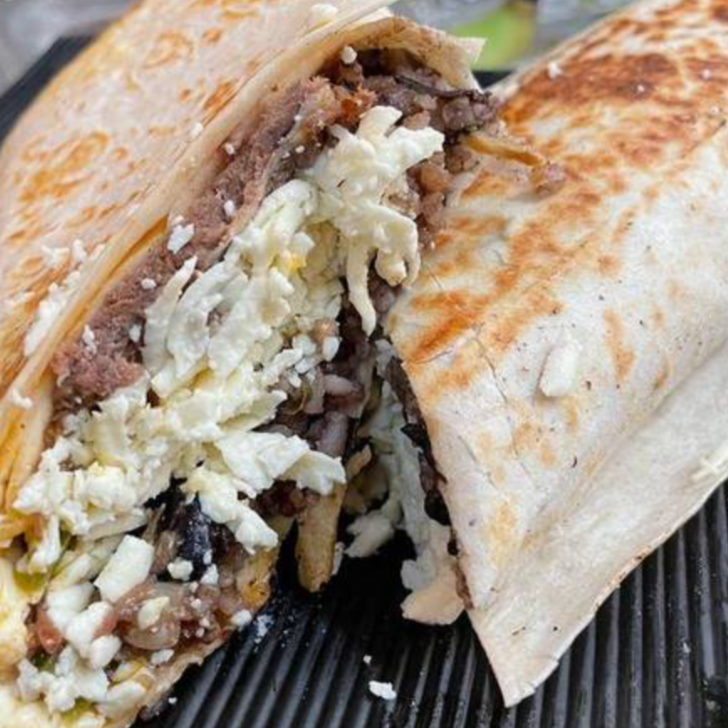 Combo Wrap de Pinto Delux + Jugo de Naranja