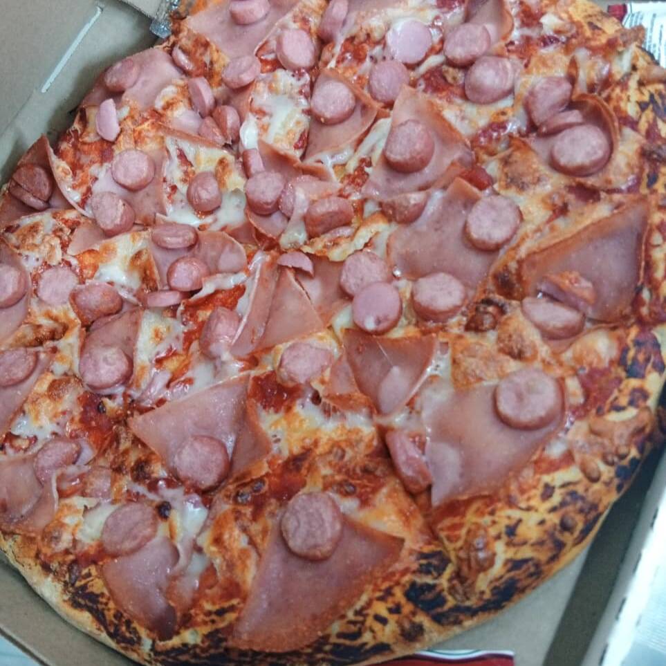 Pizza Carnes Frias