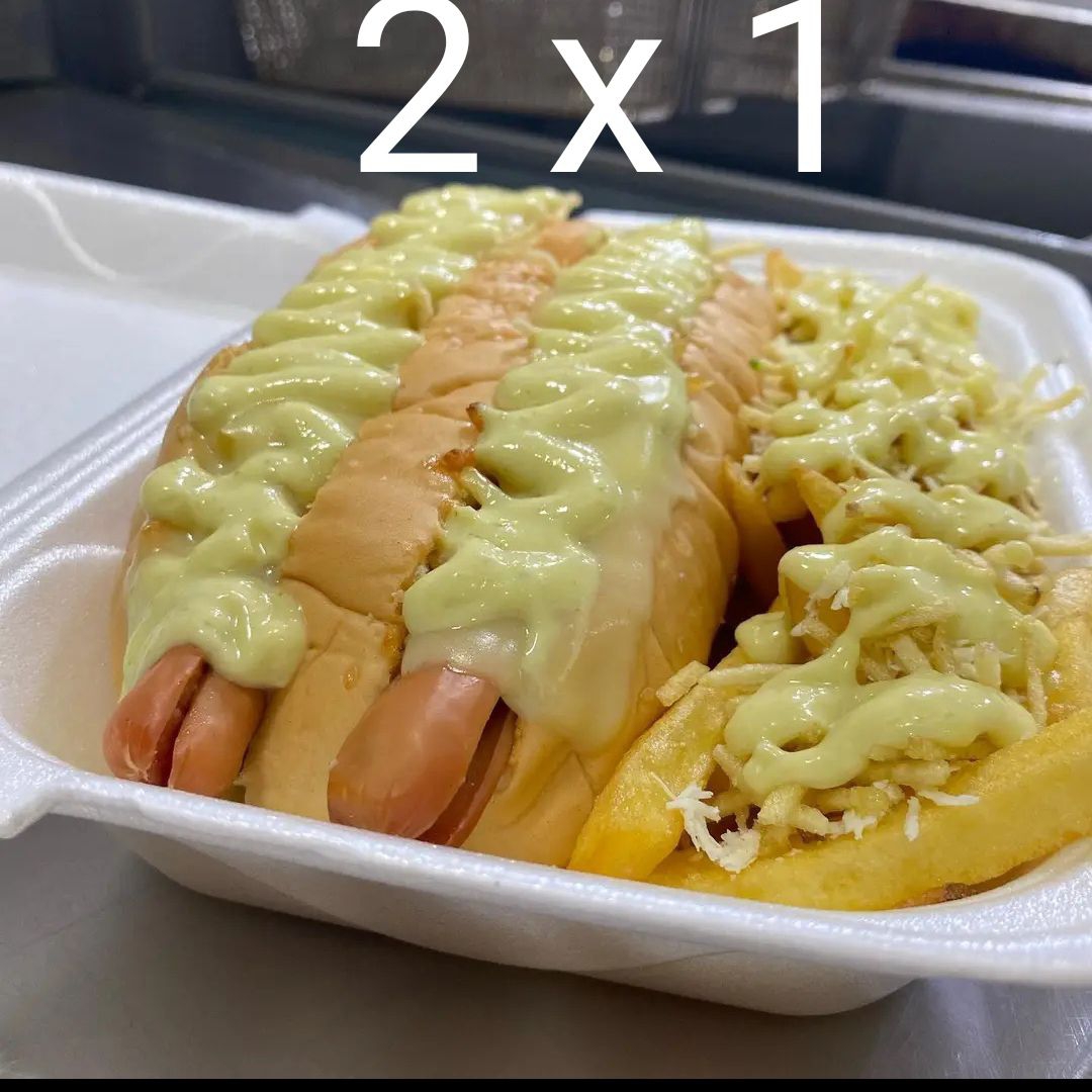 2 Perros Gemelos + 2 Papas Francesas