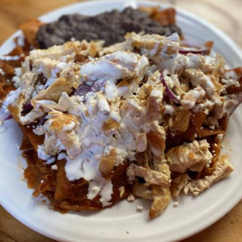 Chilaquiles con Pollo o Bistec
