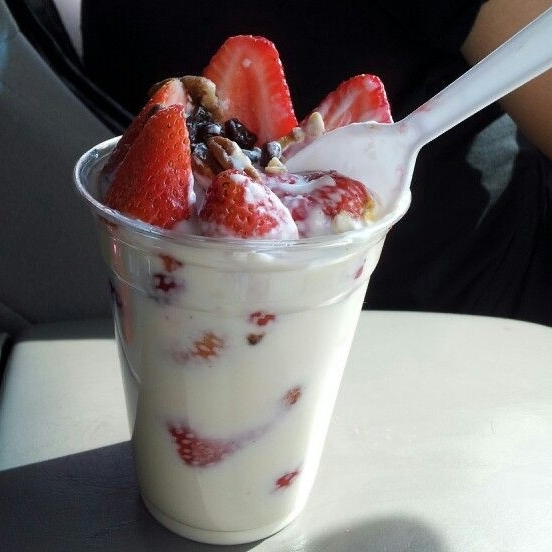 Fresas Con Crema 10oz