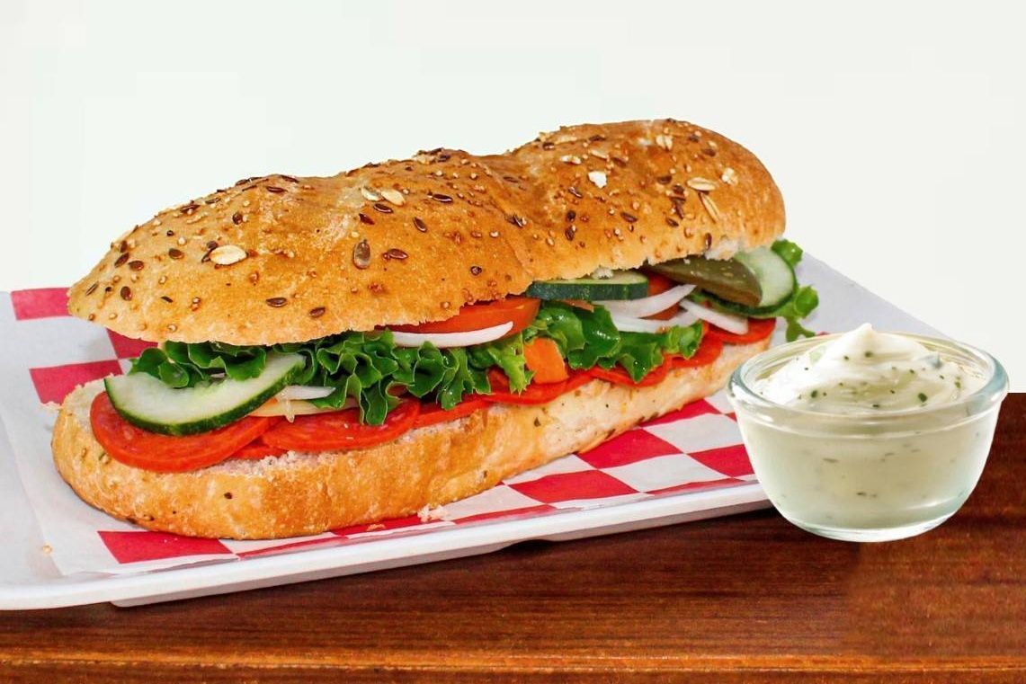 Baguette de Pepperoni con Queso Gouda