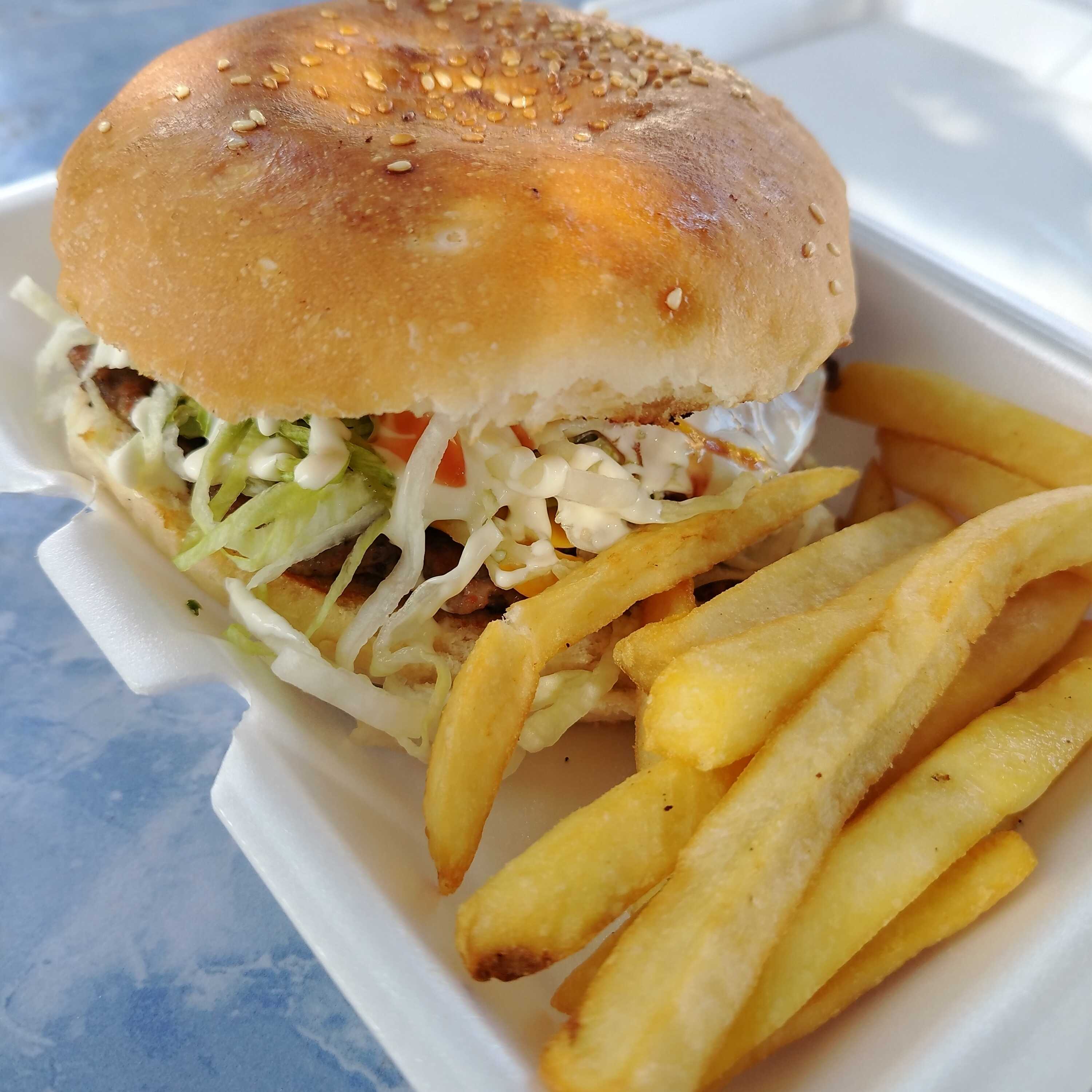 Hamburguesa con papas