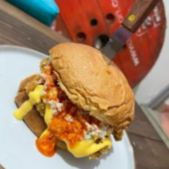 Hamburguesa de Pollo a la Parrilla BBQ o Búfalo