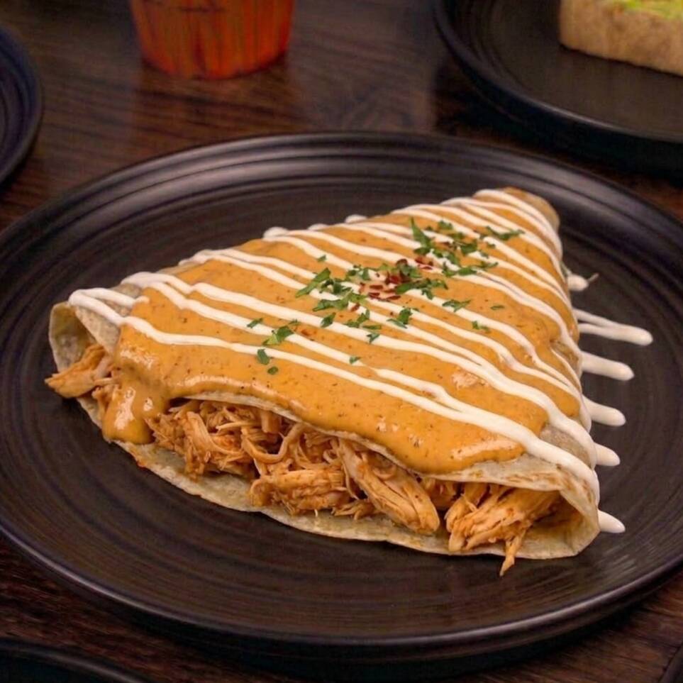 Crepa de Pollo con Chipotle