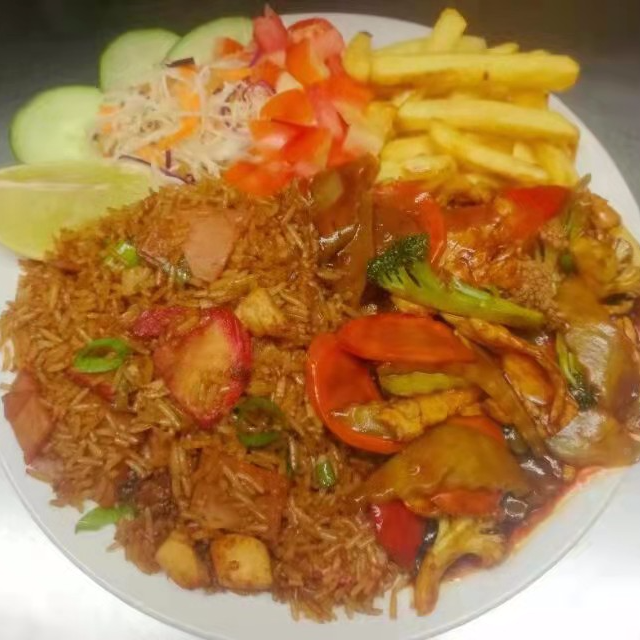 Combo 8 Arroz Cantones, Pollo con Vegetales y Refr