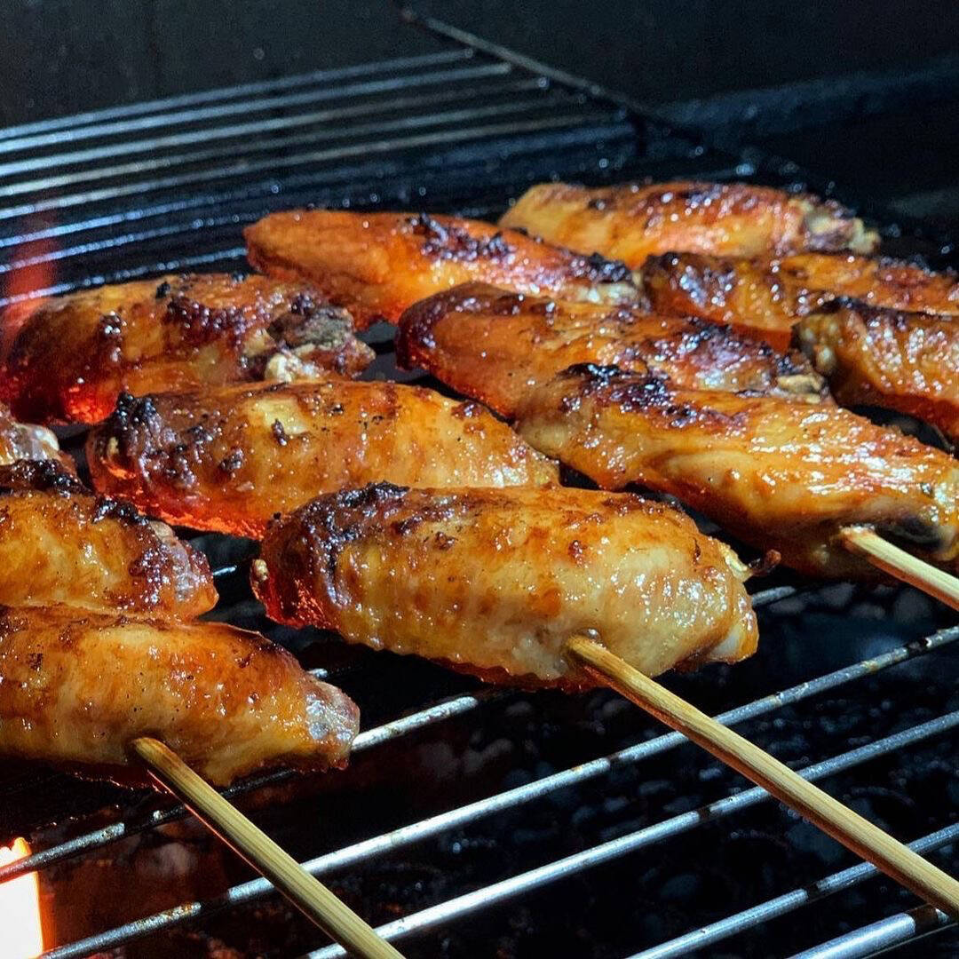 Acompanhamento: Baião de dois, Salada, Tropeiro e Farofa