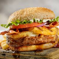 Hamburguesa de pollo hawaiana