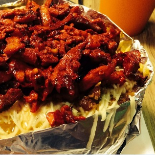 Papa Asada con Choriqueso