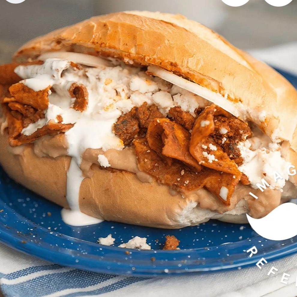 Torta de Chilaquiles