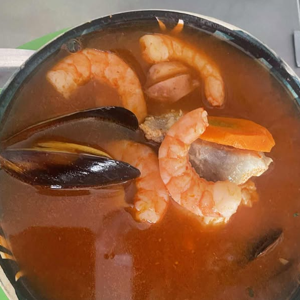 CALDO DE CAMARONES