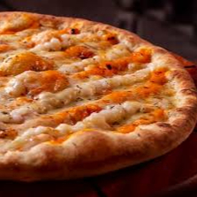 Molho De Tomate, 90g de Mussarela, Orégano, Azeitona, Tomates, Cheddar, Requeijão Cremoso