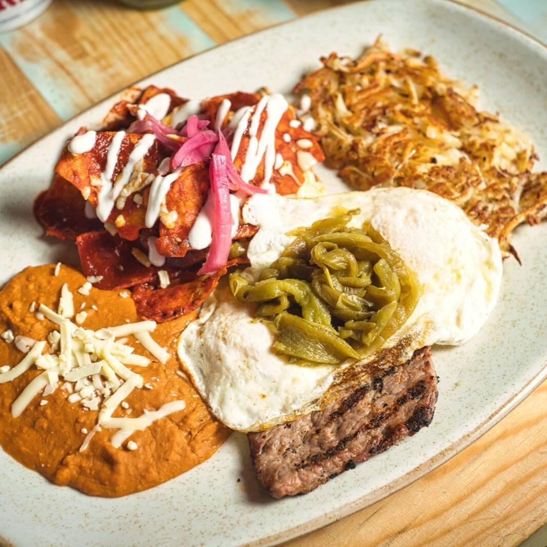 TAMPIQUEÑITA CON HUEVOS