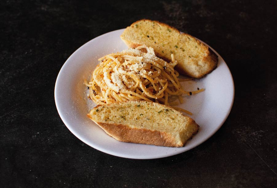 Pasta Media Noche
