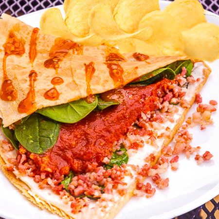 Crepa de Tocino con Papas Chips