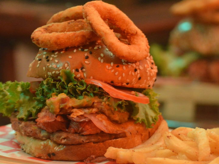Burger y Dogos Arechiga
