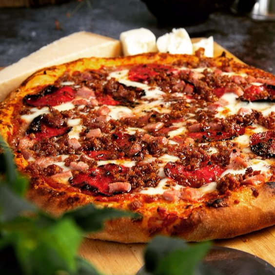 Pizza Personal Tres Carnes Recomendada