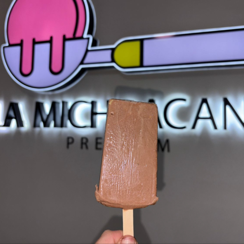 Paleta Chocolate con Almendra y Cacahuate