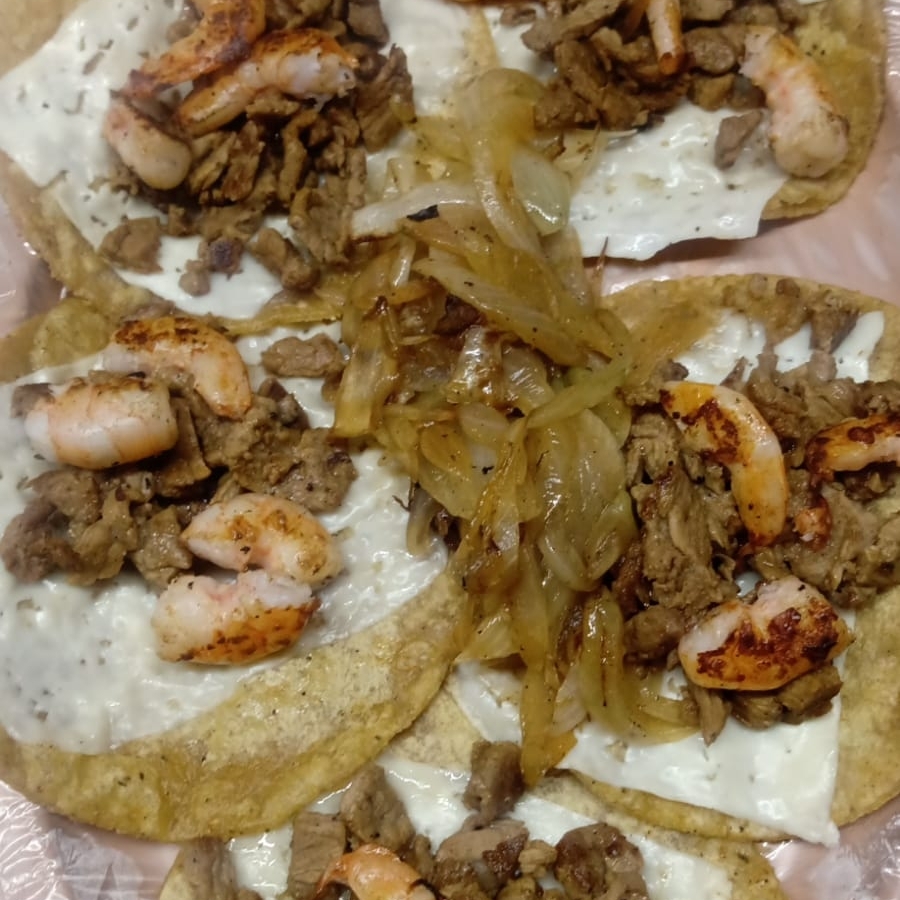 Tacos asada mar y tierra (5)