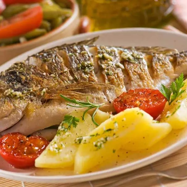 Mojarra al Ajo Dorado