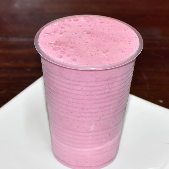 Jugo de Mora en Leche