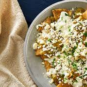Chilaquiles Verdes con Pechuga de Pollo