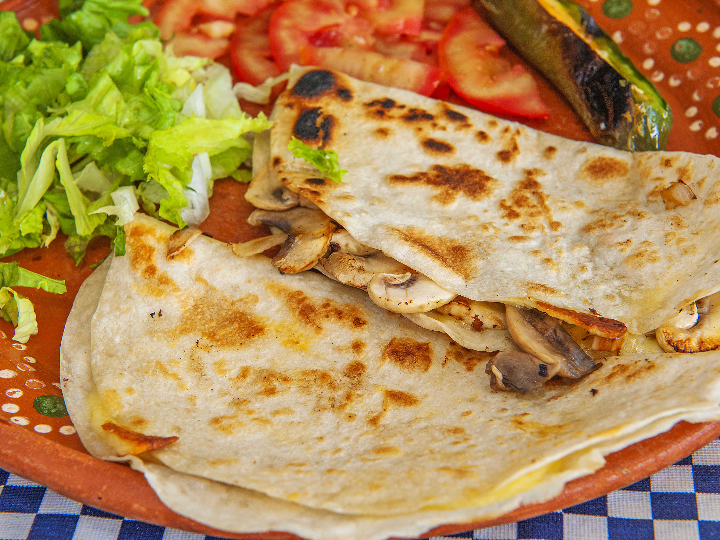 Orden de 2 quesadillas de harina