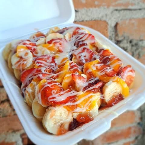 Mini Hot Cakes con Fruta a Elegir.