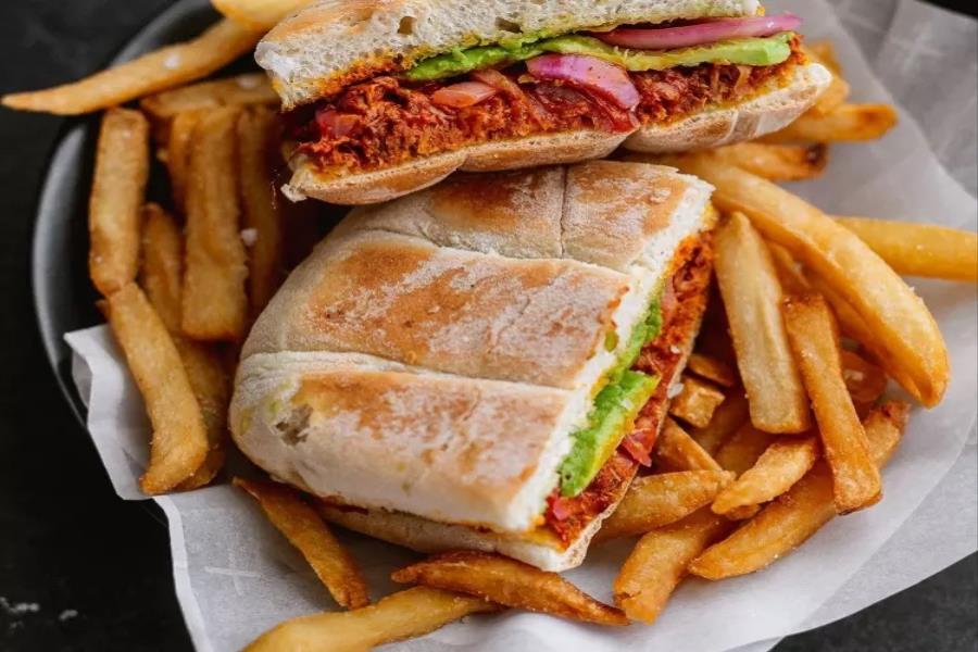 TORTA COCHINITA