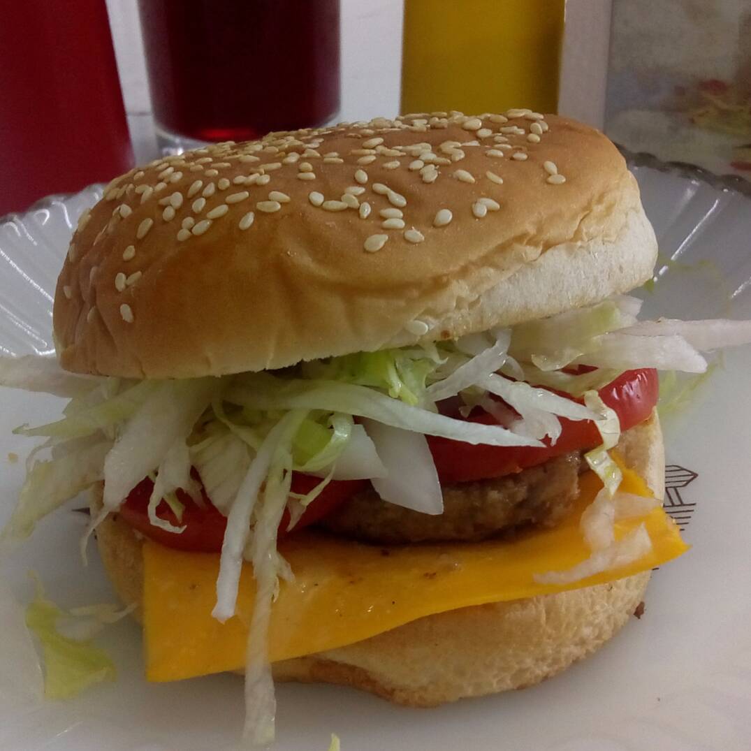 Hamburguesa Hawaiana (tamaño Chico)