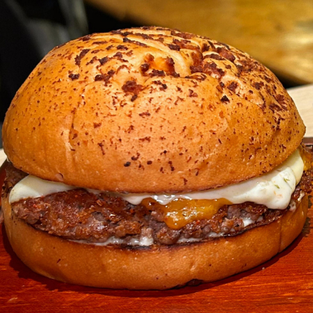 CHEESE BURGER + PAPAS A LA FRANCESA