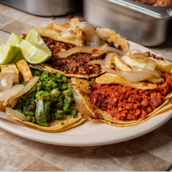 Taco de Chorizo Rojo