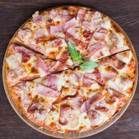 Pizza de tocino mediana