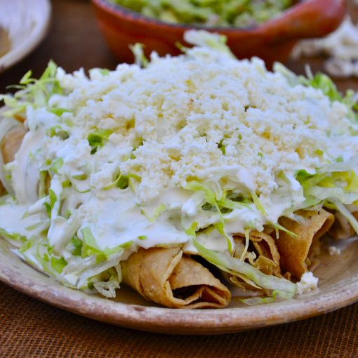 ENCHILADAS VERDES ESPECIALES