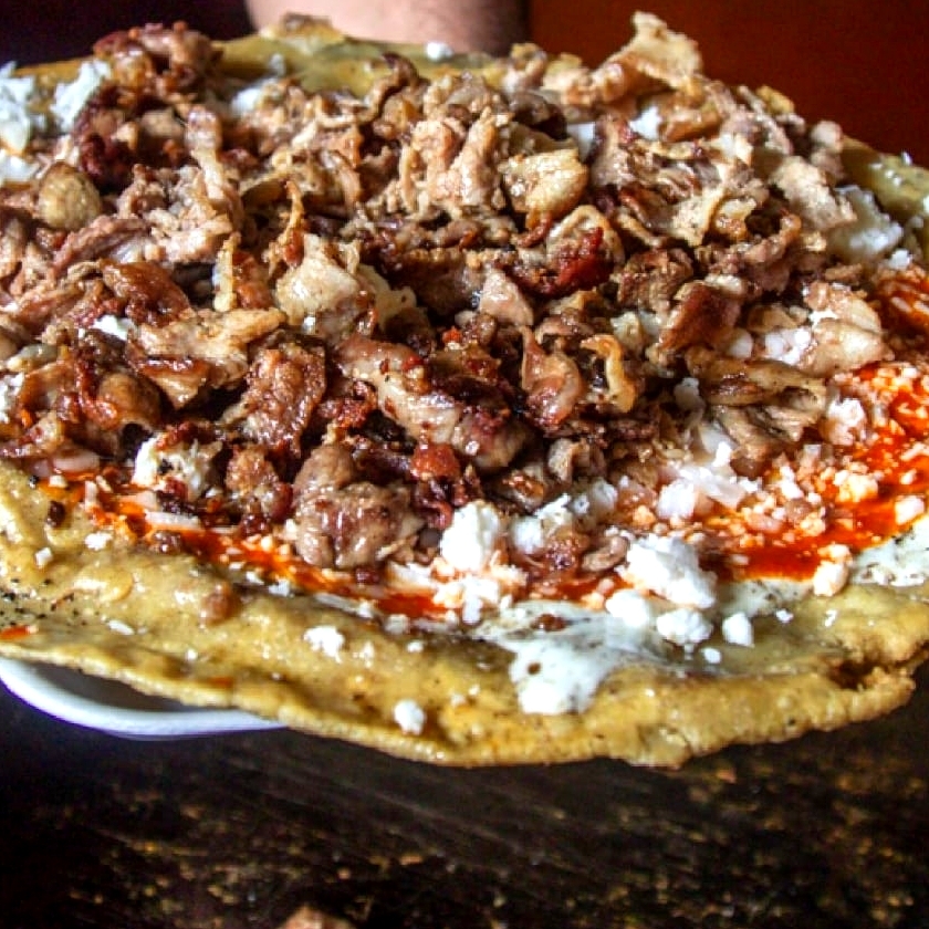 Huarache de Asada + Bebida a Elegir
