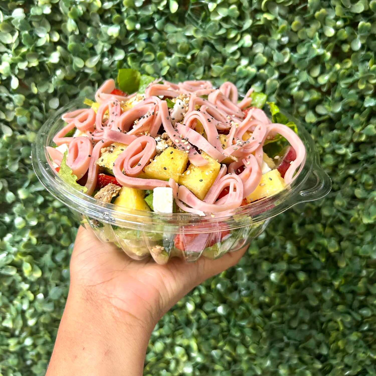 Ensalada Mixta de Jamón + Agua del Dia 500 ML