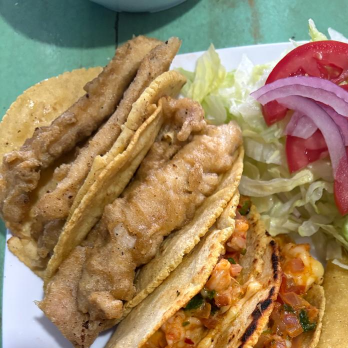 6 Tacos Surtidos y 1 Lt Agua Limón