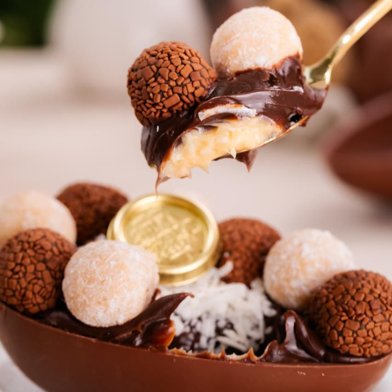 Casca de chocolate belga com brigadeiro belga e brigadeiro de Ninho, com pedaços de brownie. Intenso, cremoso e irrestivel. Aprox. 470g