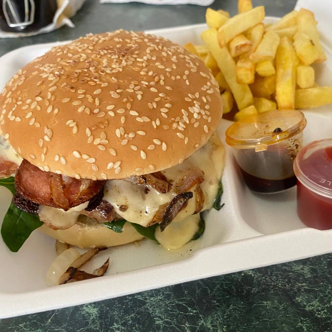 Brunchela La Jefa con Papas
