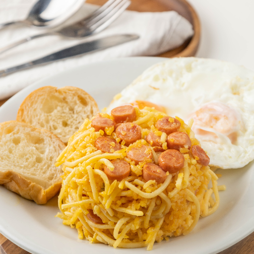 Calentado de Pasta + Pan + Huevo + Jugo De Naranja
