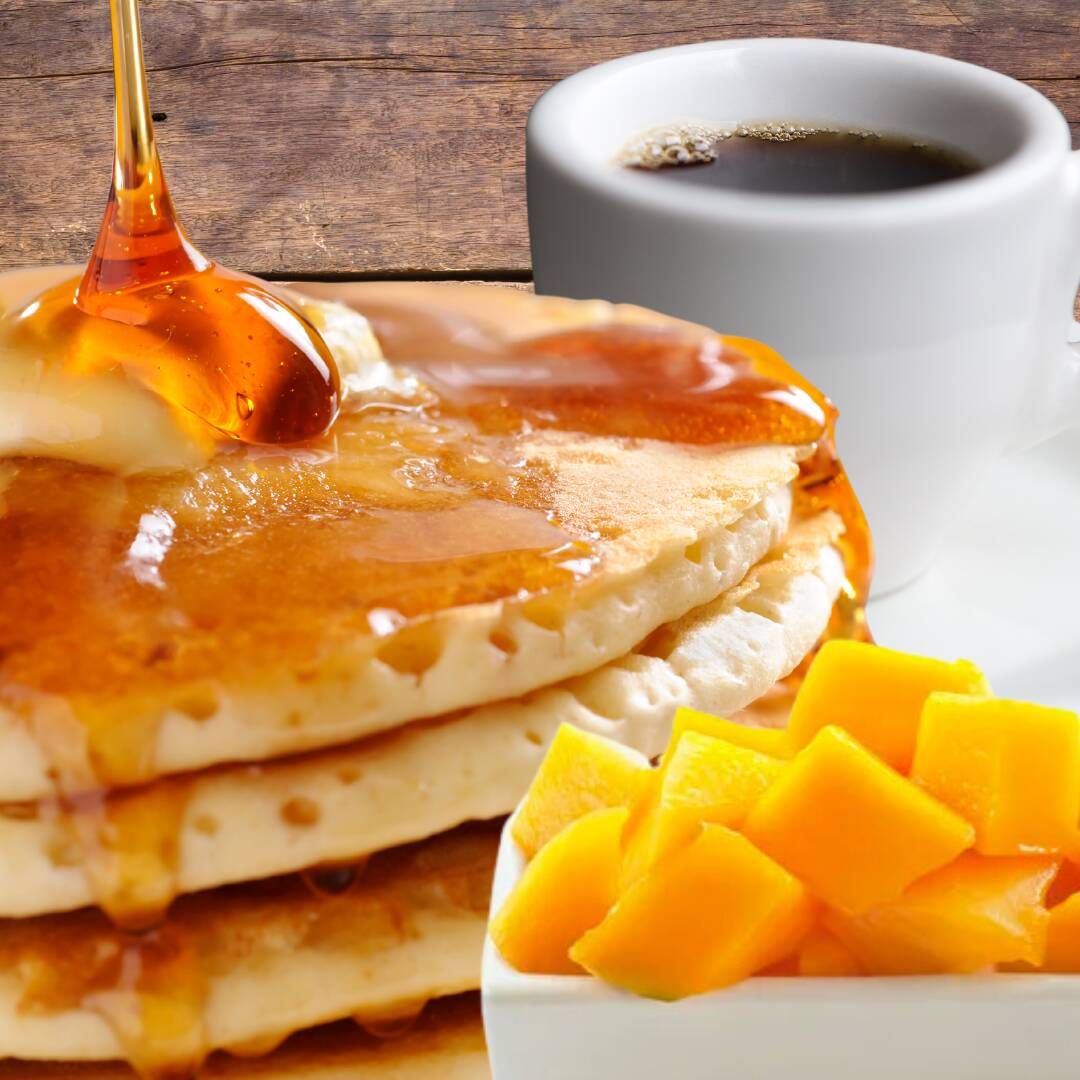 Hot Cakes, Fruta y Café