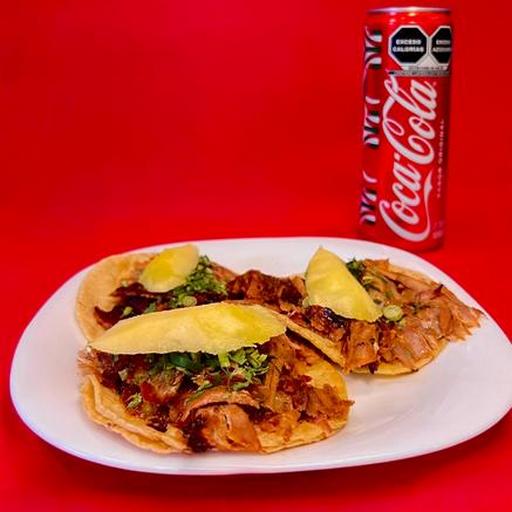 COMBO 3 TACOS AL PASTOR MAS 1 COCA