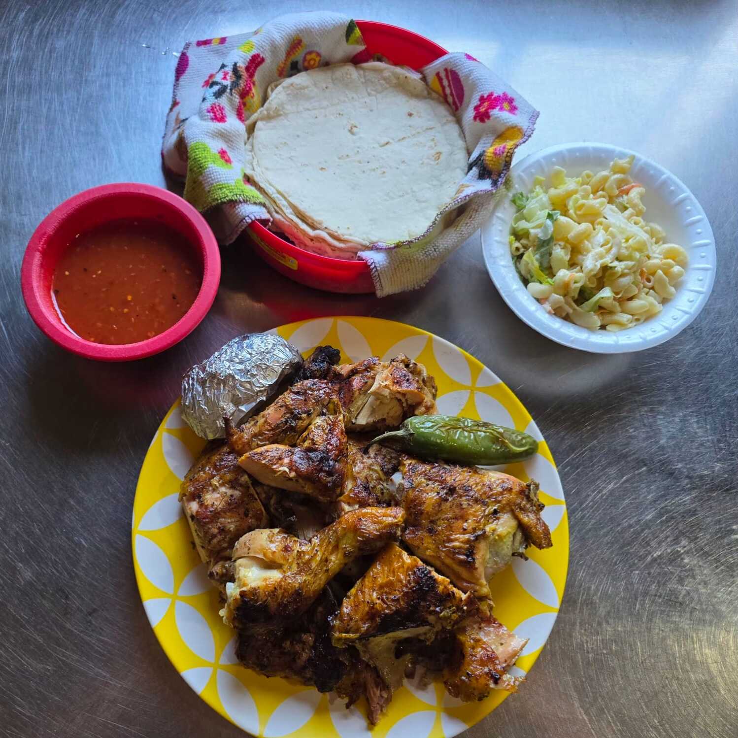 POLLO ASADO, SABOR ORIGINAL.