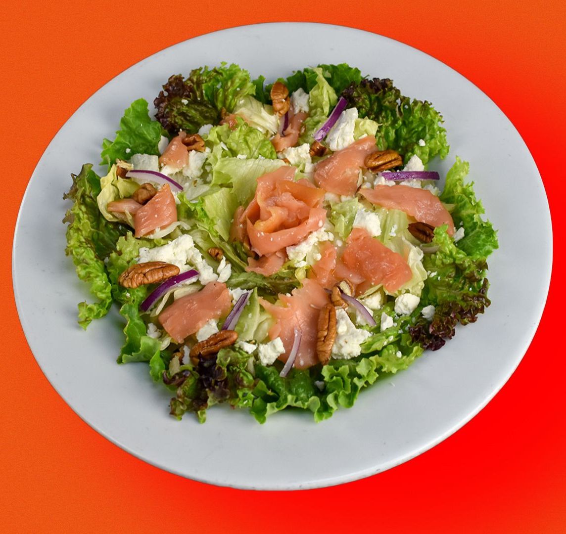 Ensalada De Salmón Mediana