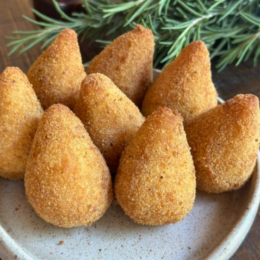 Mini coxinha de frango(15 unidades)