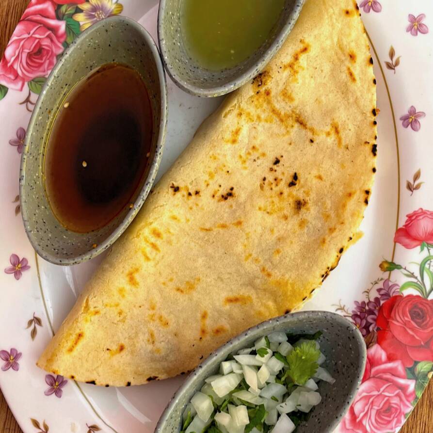 Quesadilla de Carne Molida al Comal